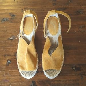Wedge sandals